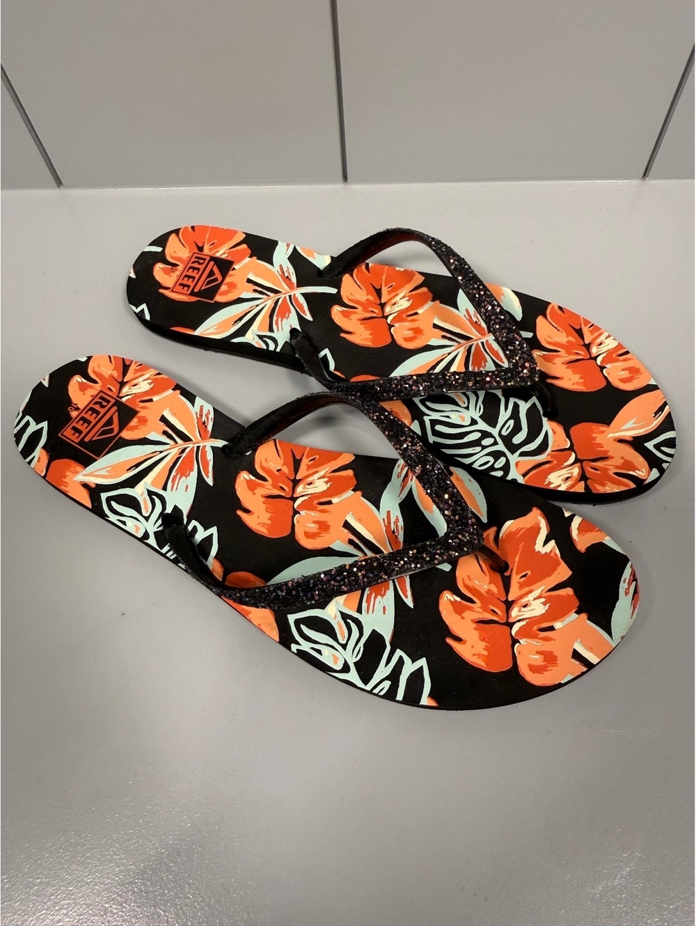 Reef Women's Floral Print Flip Flop Sandals